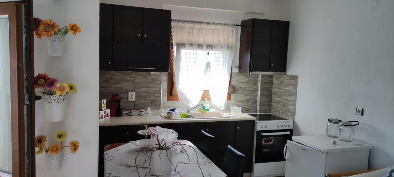 Maria'S Luxury Apartment كاساندريا المظهر الخارجي الصورة