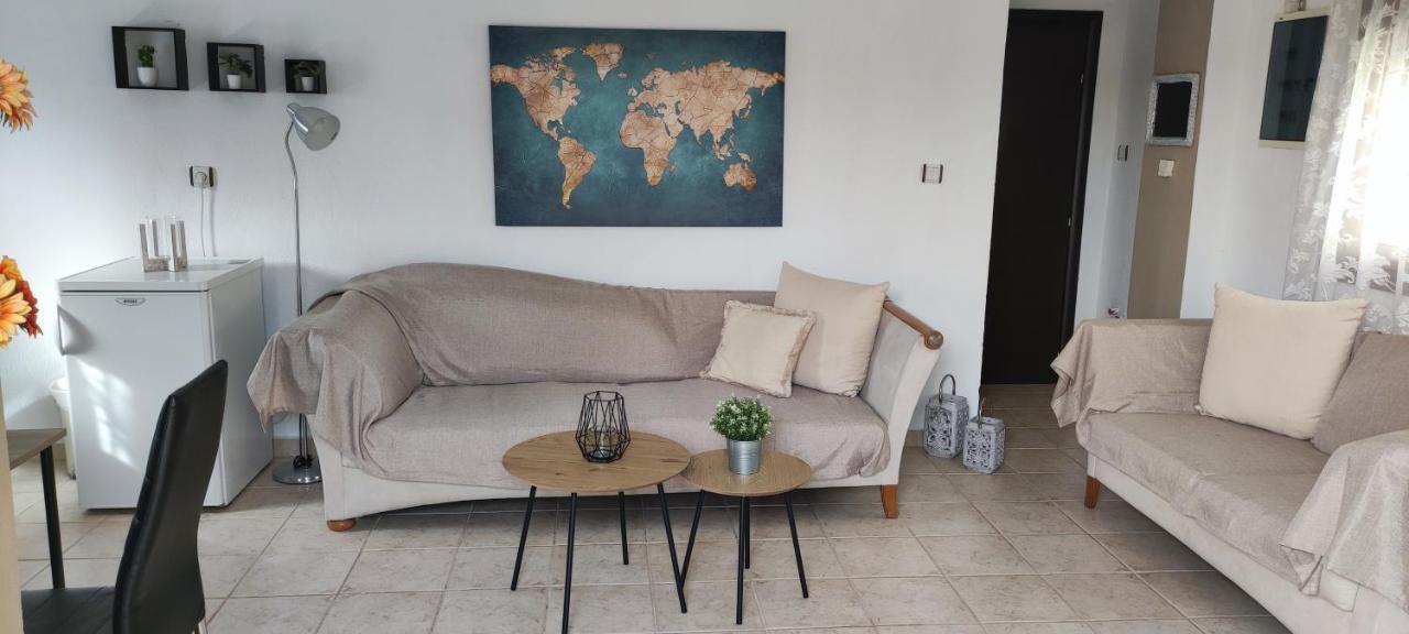 Maria'S Luxury Apartment كاساندريا المظهر الخارجي الصورة
