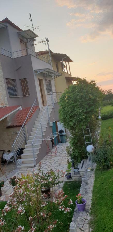 Maria'S Luxury Apartment كاساندريا المظهر الخارجي الصورة